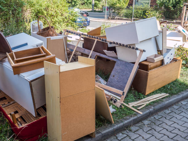 Best Construction Debris Removal  in Harrisville, PA